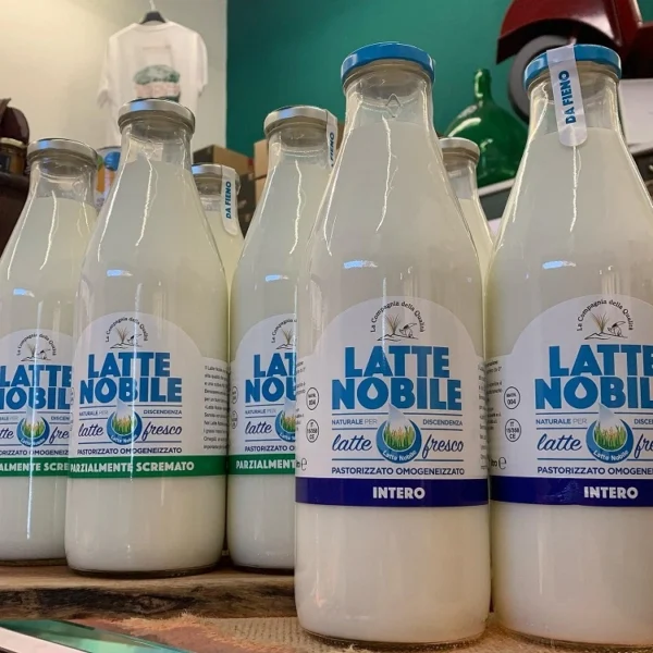 latte nobile intero e parzialmente scremato la compagnia della qualità 2
